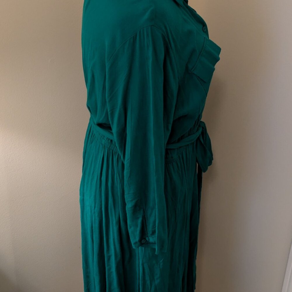 Torrid Emerald Green Shirt Dress - Size 1 (14/16) - NWT Tie Waist Midi Dress - Picture 4 of 5